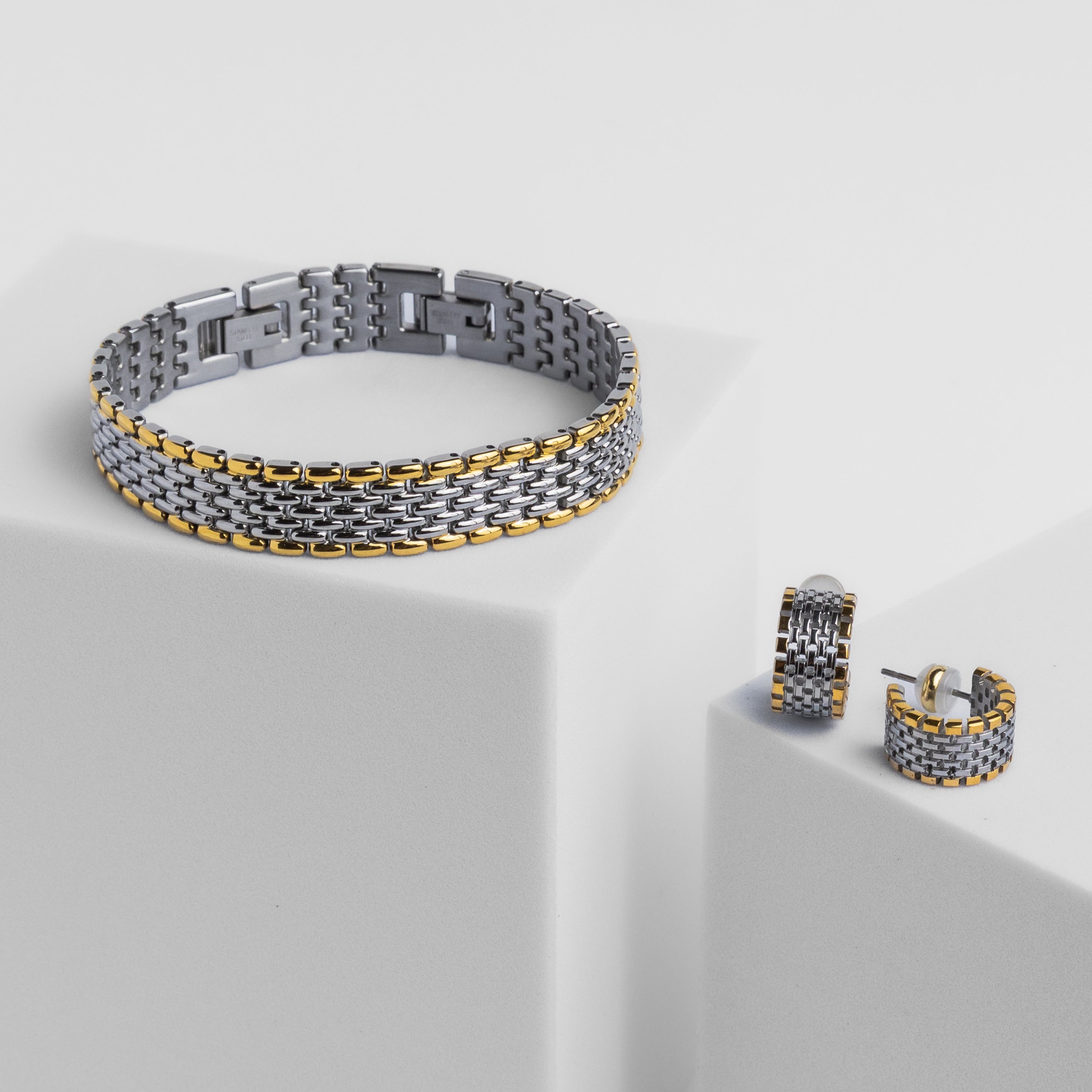 Waterproof Chunky Two-Tone Bracelet - Watch Style