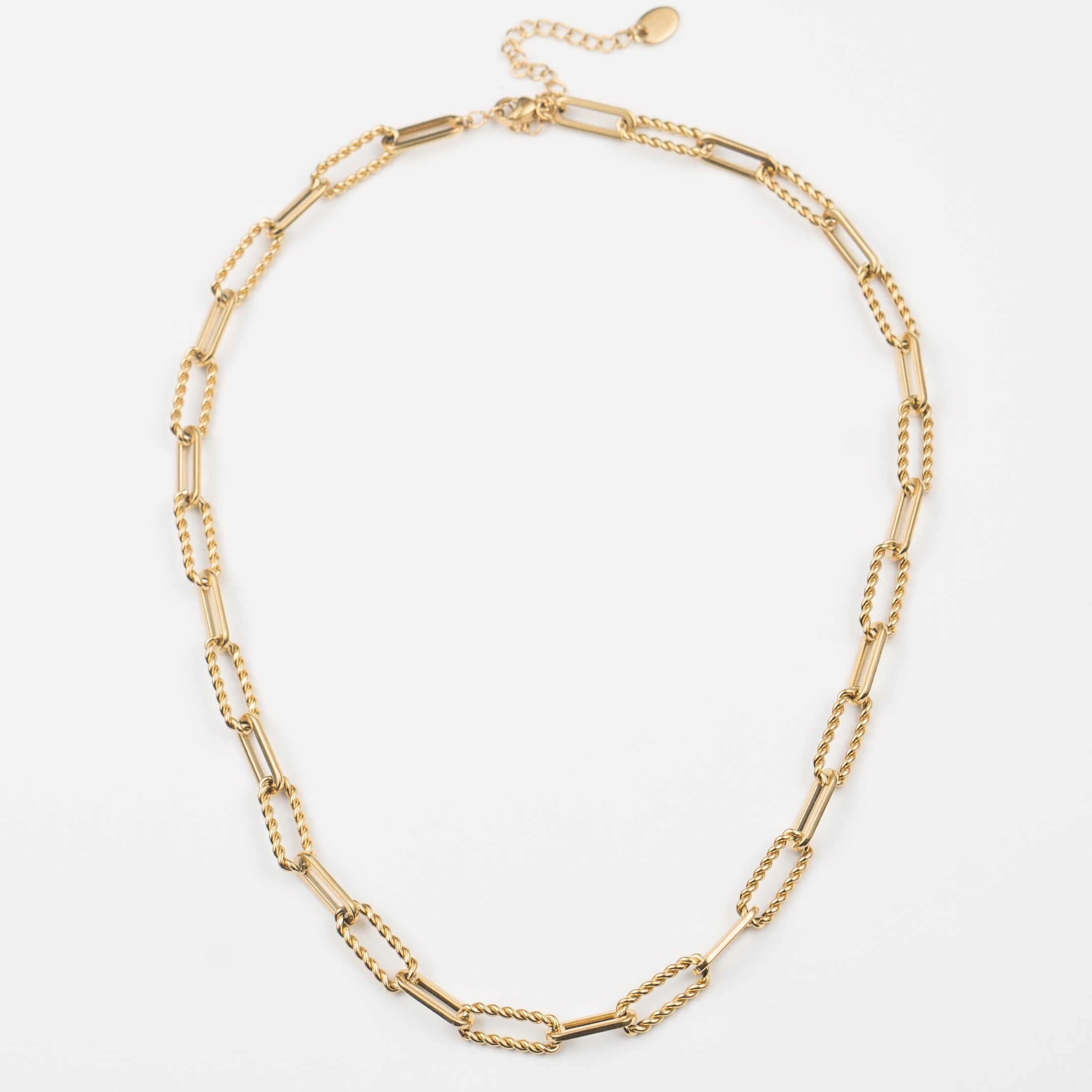 Twisted Links Necklace