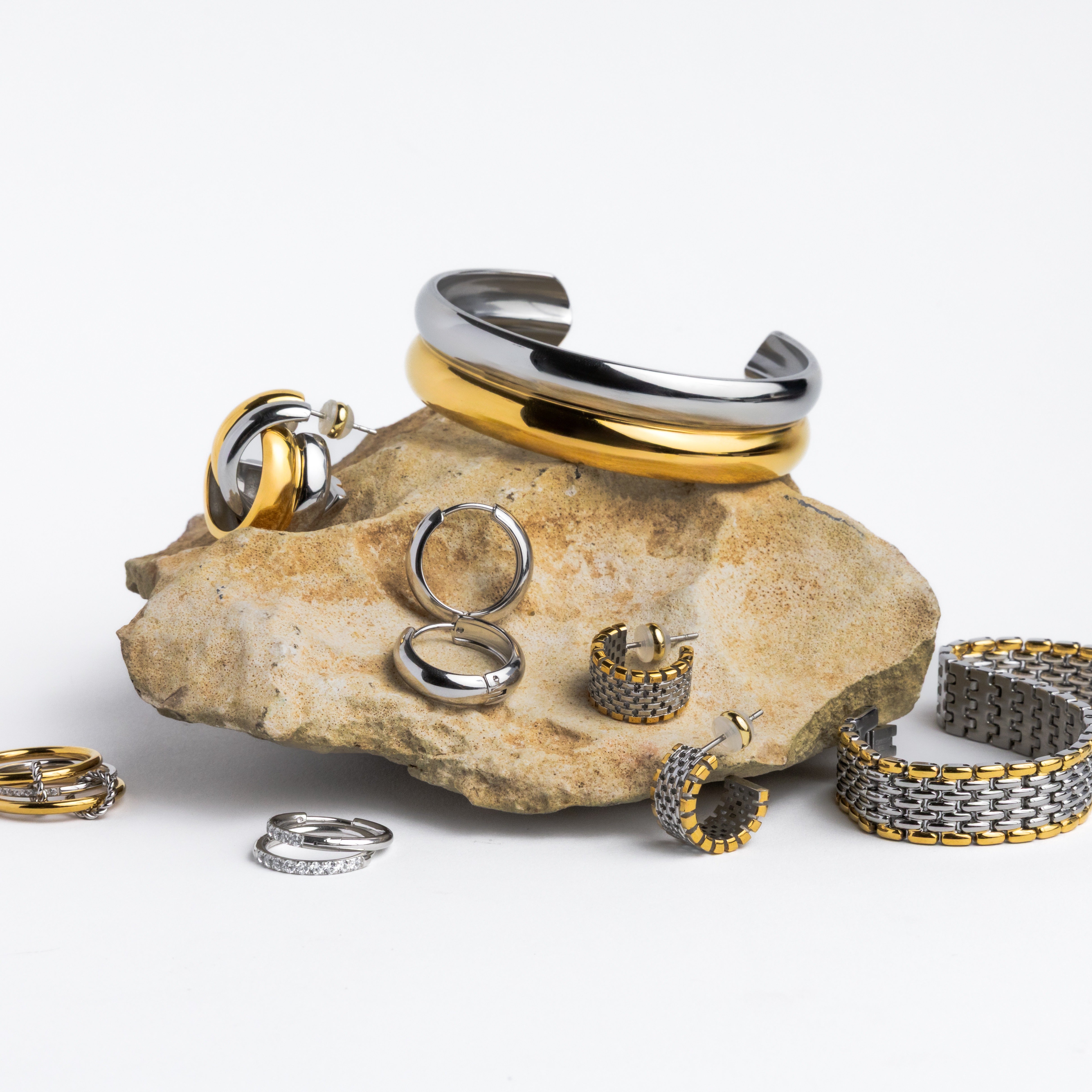 Waterproof Chunky Two-Tone Bracelet - Watch Style