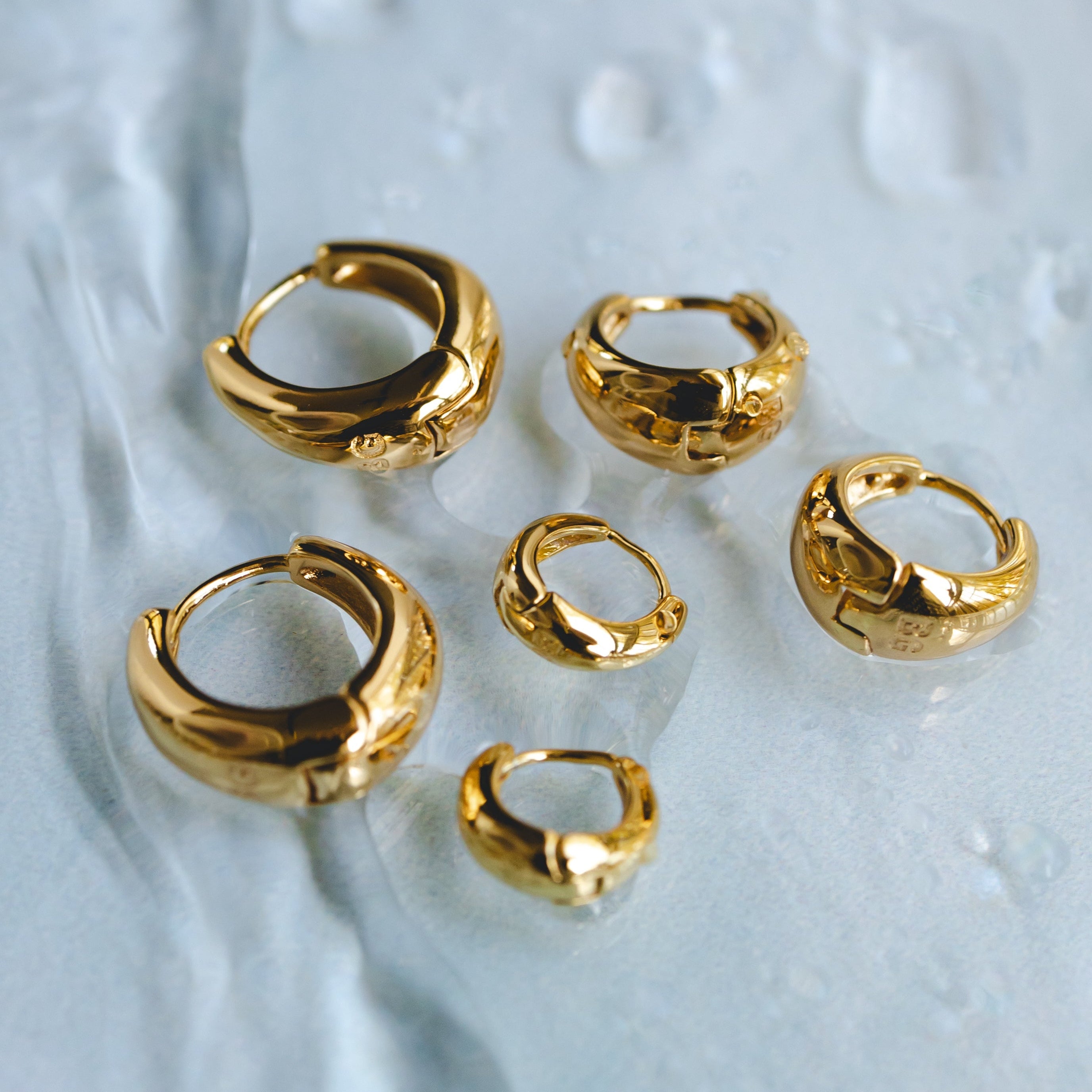 18K Gold 10mm Zenith Hoops