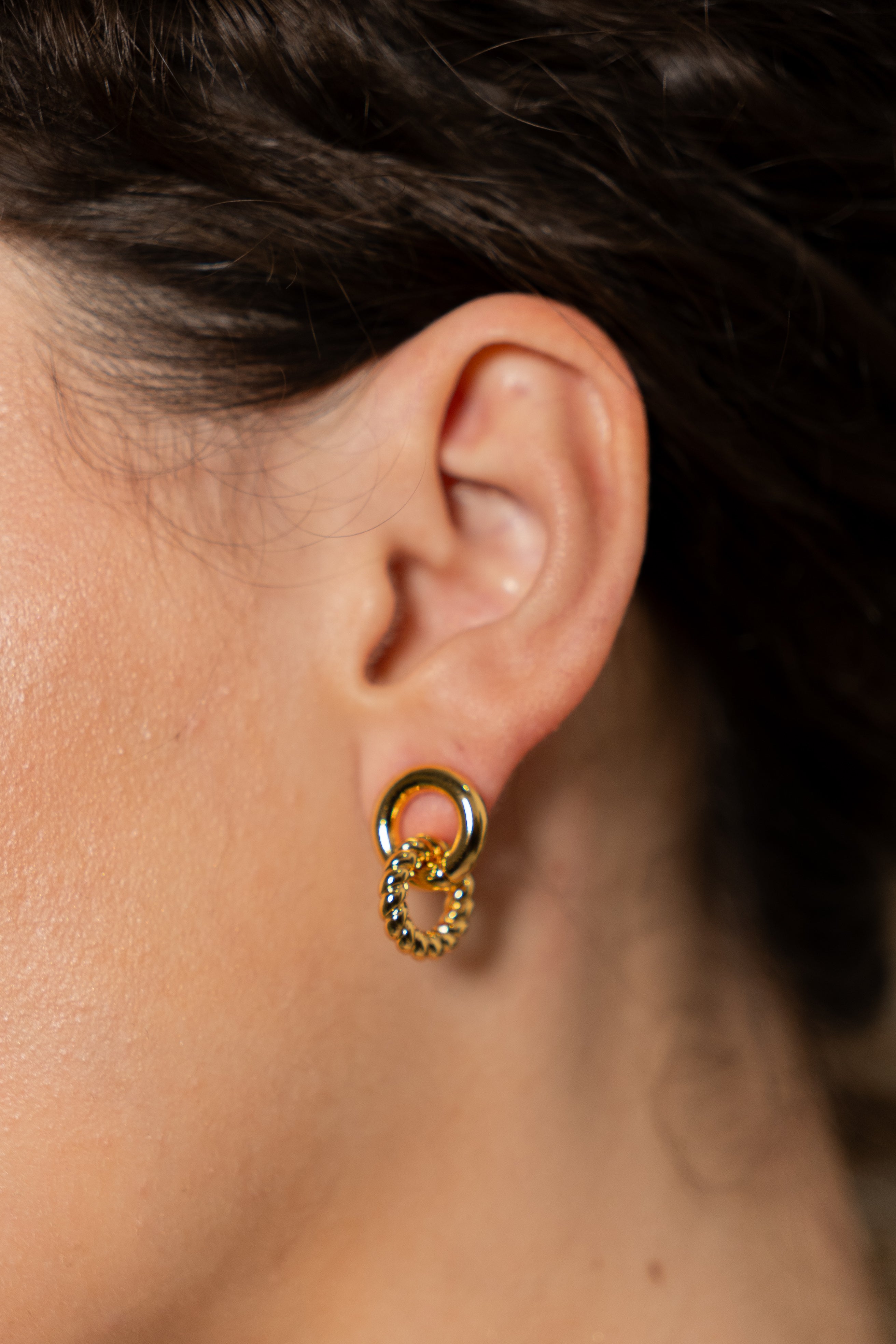 18K Gold Twisted Link Studs