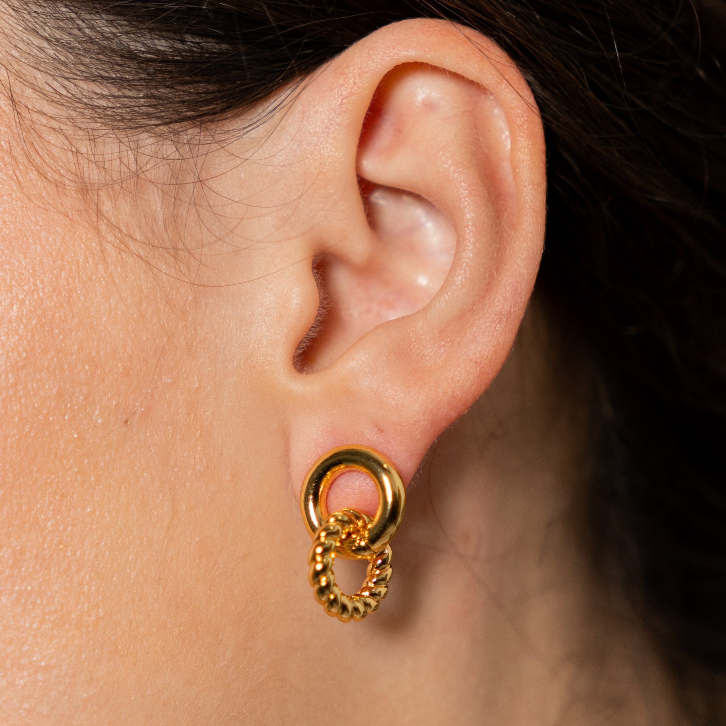 18K Gold Twisted Link Studs