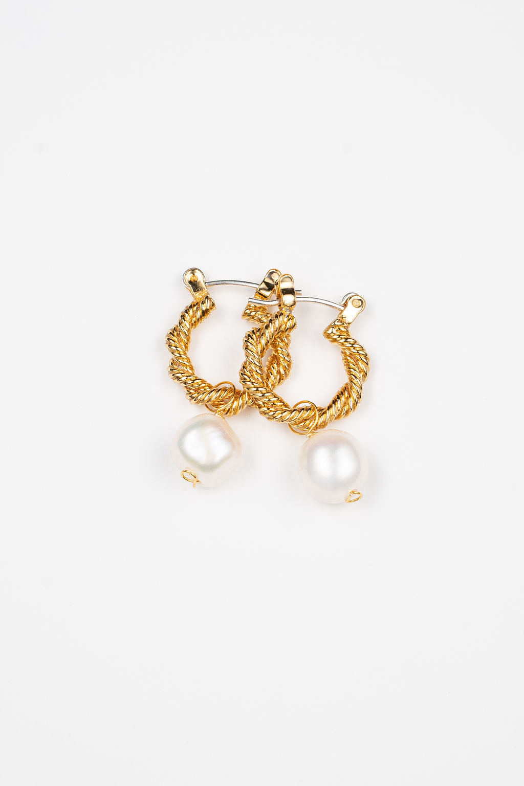 Double Aspen Hoops Small with Pearls